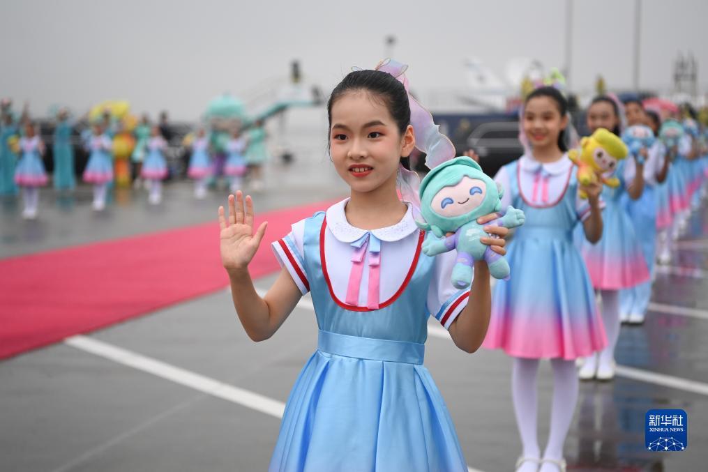棒坛万人在线交流社区